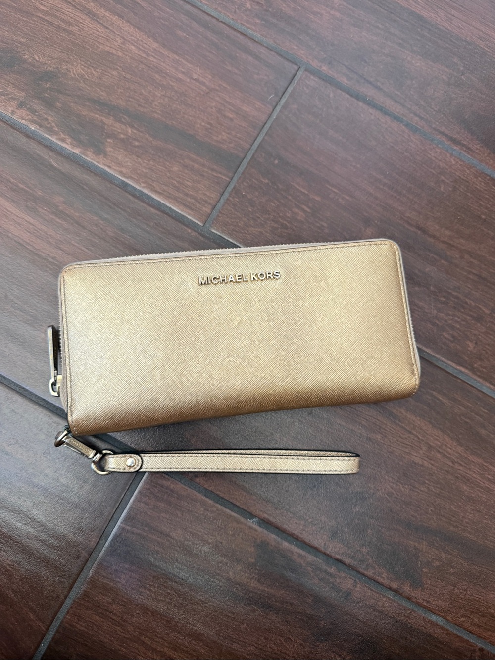 Michael Kors Metallic Gold Saffiano Zip Wallet Wristlet